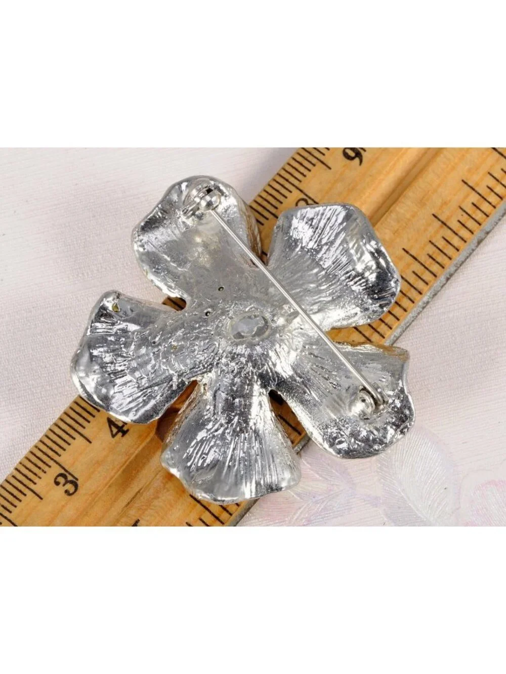 Elegant Floral Crystal Rhinestone Brooch Pin - Silver Tone Rose Bud Accessory